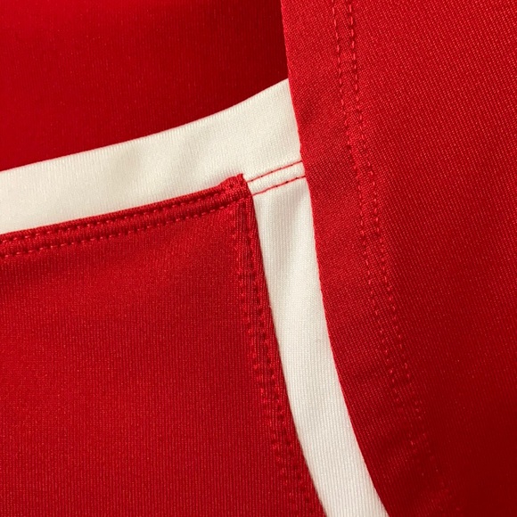 Nike✨Workout Top - Picture 8 of 8